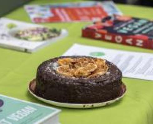 Show's Jennifer's Citric Vegan Cake during DCU Bake Off for Barretstown