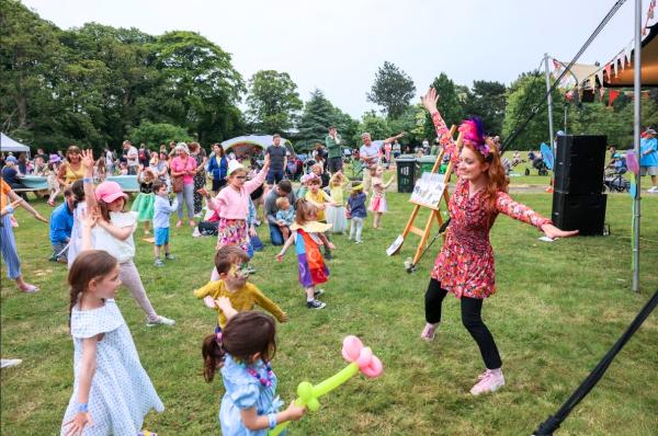 Dance Party with Olwyn Lyons