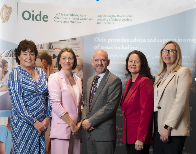 Group at Oide Launch Event 