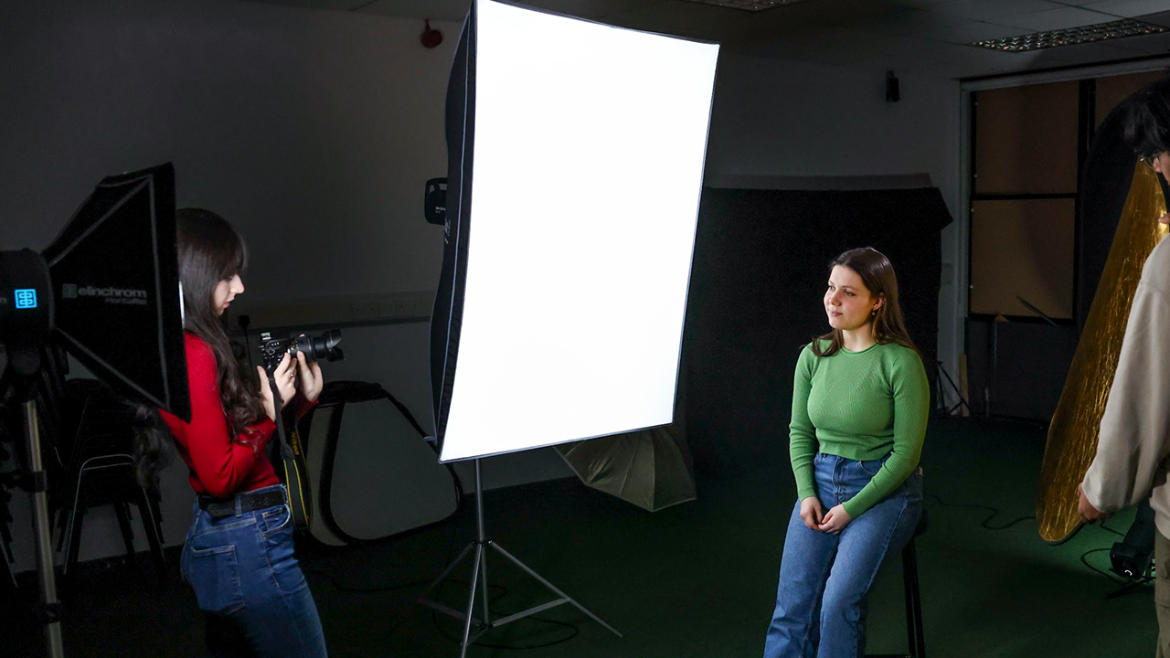 PHOTOGRAPHY STUDIOS - DCU - SCHOOL OF COMMUNICATIONS